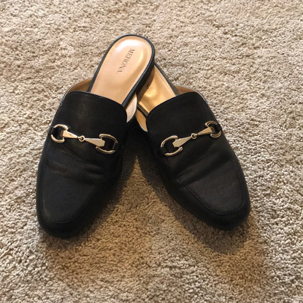 Almost new Merona slides in size 9.5